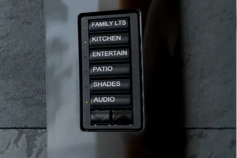 Smart home control interface for lighting shades audio video and service recovery
